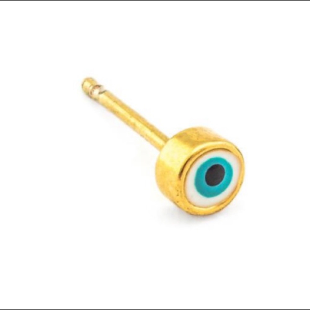 Single Eye Stud Earring
